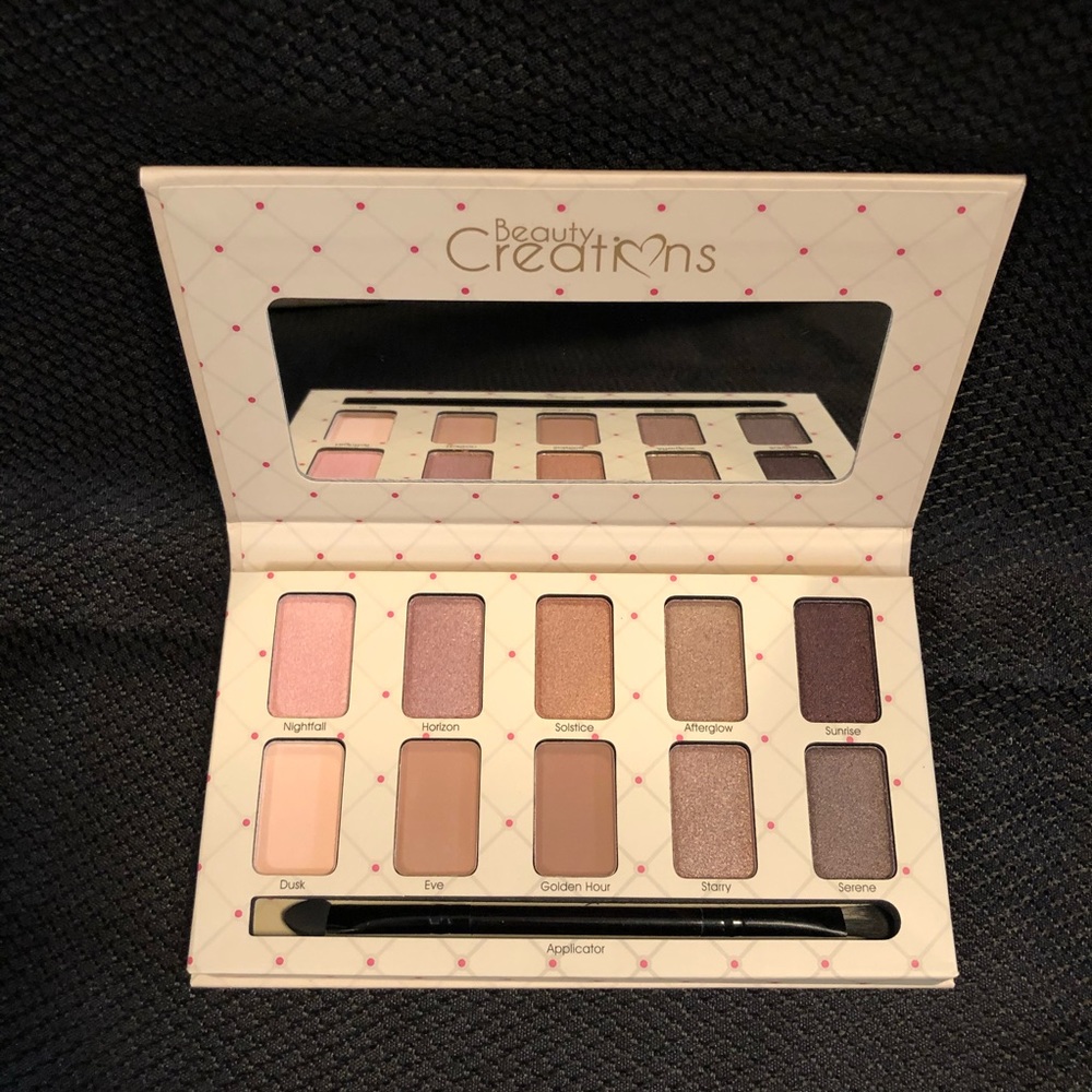 Nudes Eyeshadow Palette